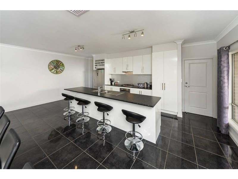 16 Bradford Street, Mount Barker SA 5251