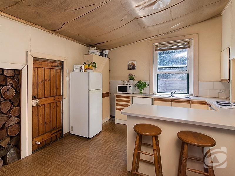 85 Adelaide Road, Mount Barker SA 5251