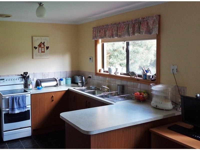 3 Honeysuckle Drive, Woodside SA 5244