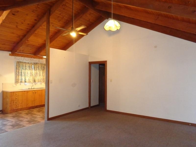 28 Parker Avenue, Strathalbyn SA 5255