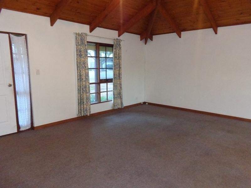 28 Parker Avenue, Strathalbyn SA 5255