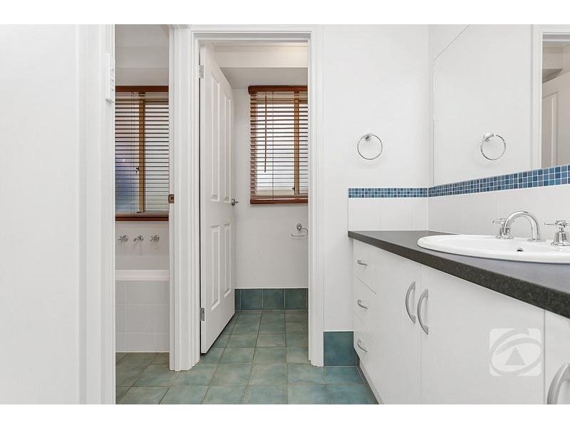 2/9 Exhibition Road, Mount Barker SA 5251