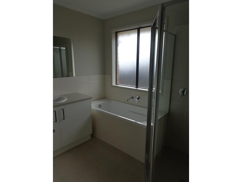 4 Graham Close, Mount Barker SA 5251