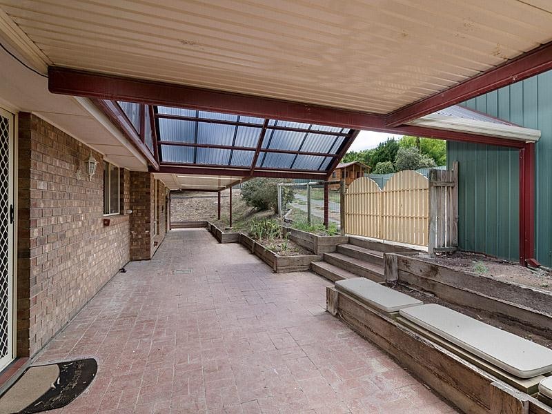 24 Dalmeny Drive, Mount Barker SA 5251