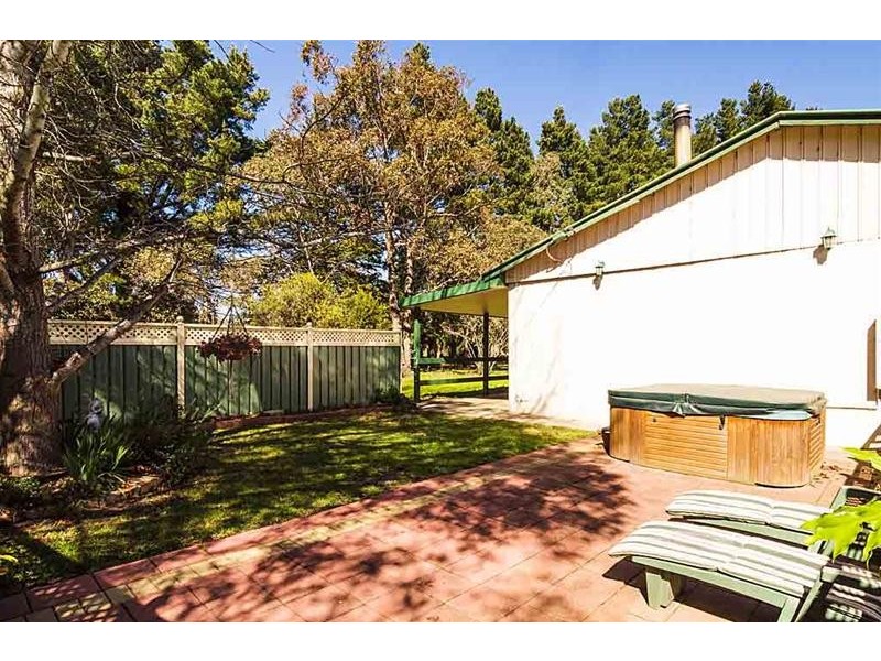 7 Walters Road, Oakbank SA 5243