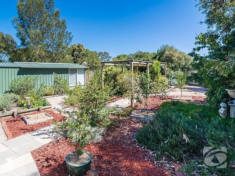 4 Ameroo Avenue, Milang SA 5256