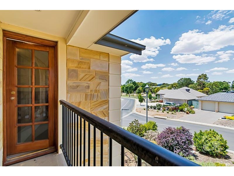 27 Barton Circuit, Mount Barker SA 5251