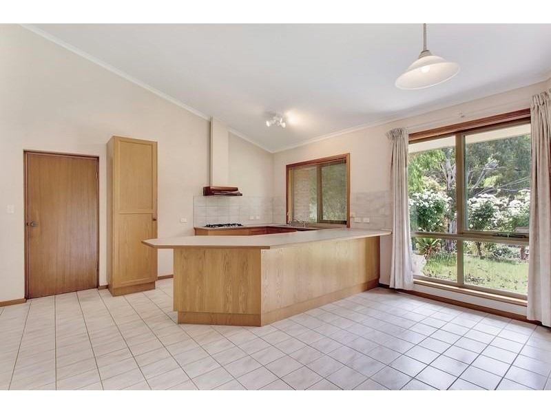 21 Avoca Avenue, Bridgewater SA 5155