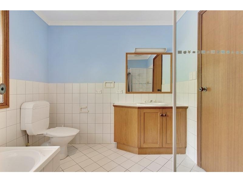 21 Avoca Avenue, Bridgewater SA 5155