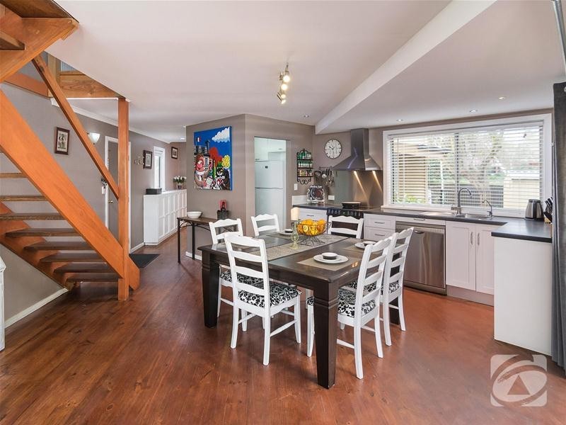 8 Railway Terrace, Mount Barker SA 5251