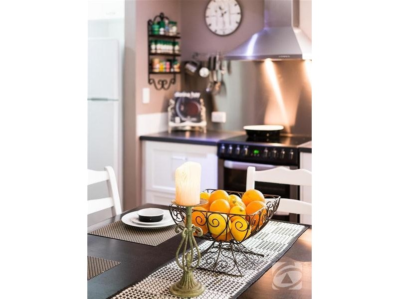 8 Railway Terrace, Mount Barker SA 5251