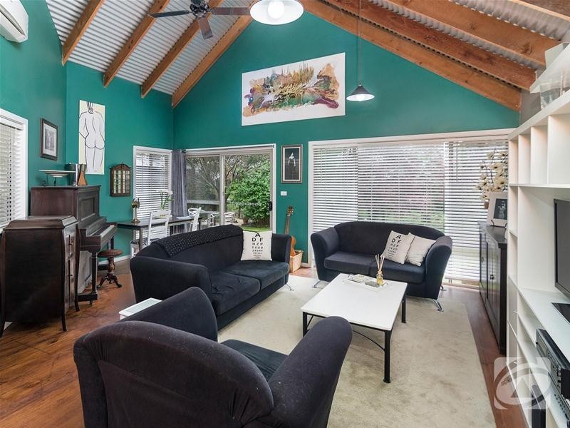 8 Railway Terrace, Mount Barker SA 5251