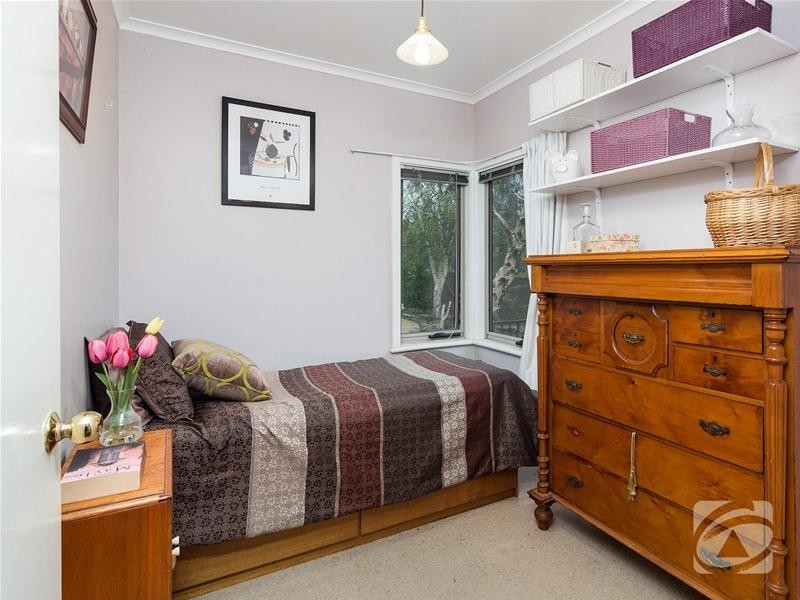 8 Railway Terrace, Mount Barker SA 5251