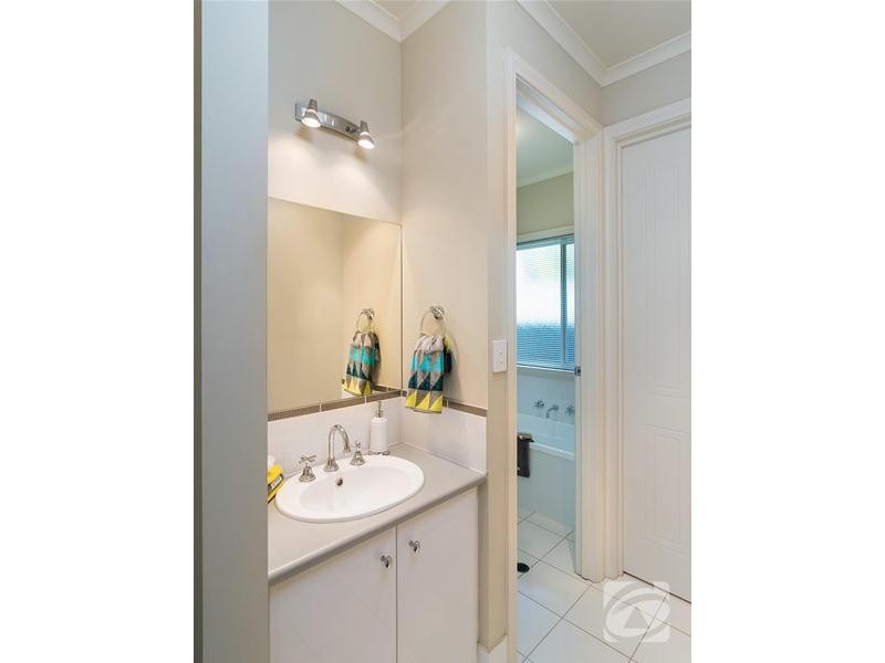 8 Barton Circuit, Mount Barker SA 5251