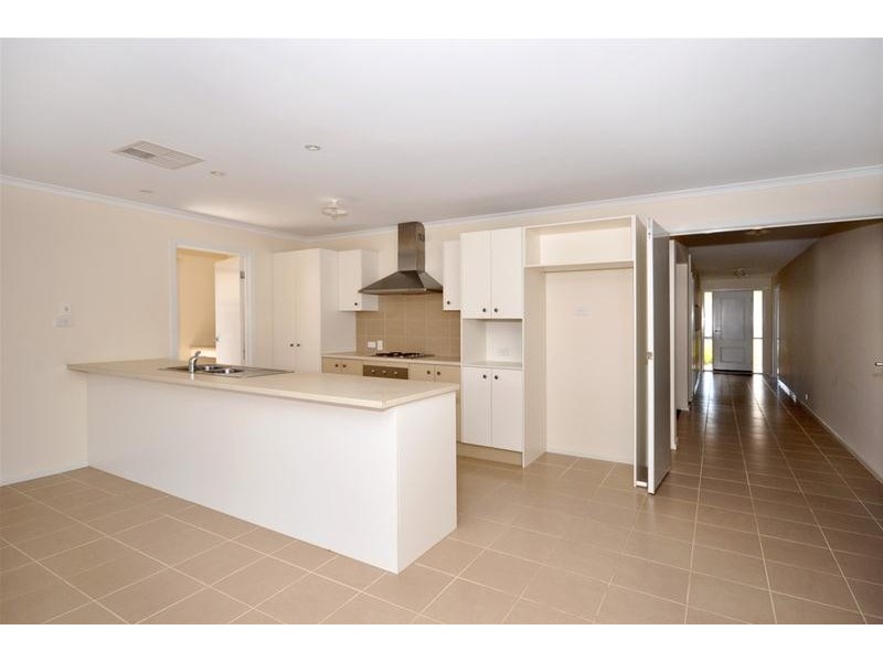 27 Downing Street, Mount Barker SA 5251