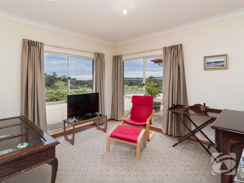 5 Beaumont Court, Mount Barker SA 5251