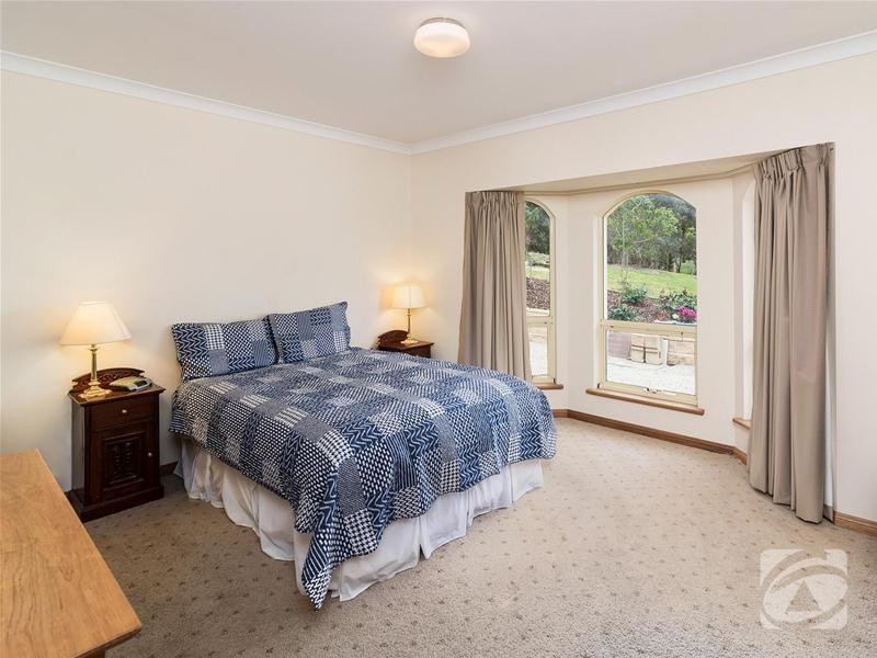 5 Beaumont Court, Mount Barker SA 5251