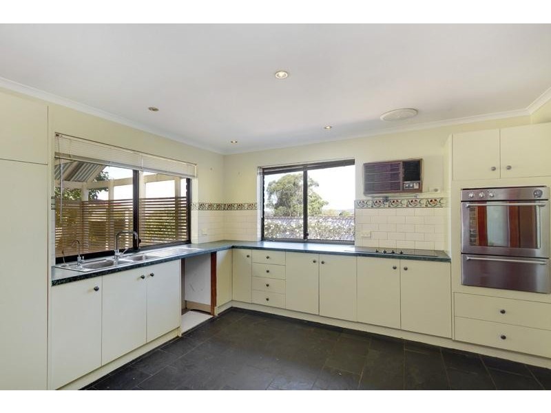 52 Bollen Road, Mount Barker SA 5251