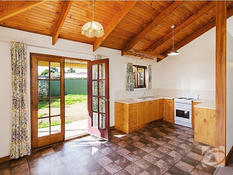 28 Parker Avenue, Strathalbyn SA 5255