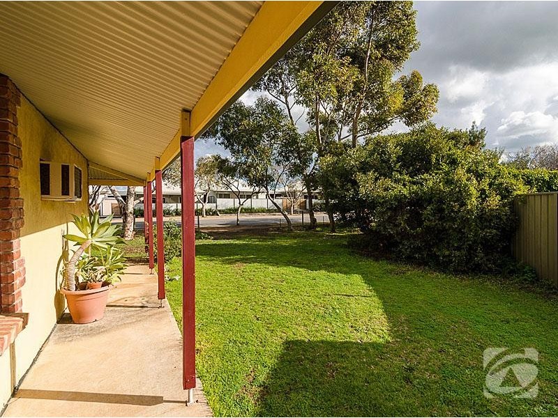 28 Parker Avenue, Strathalbyn SA 5255