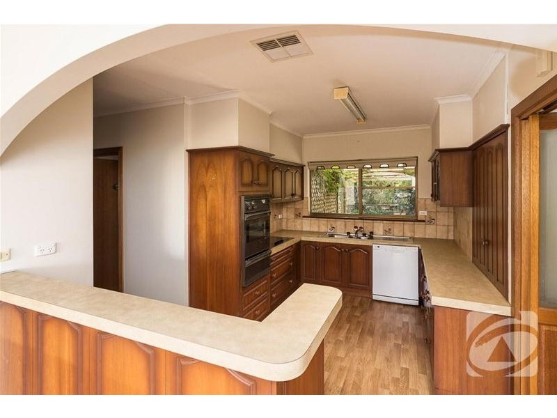 24 Thiele Grove, Hahndorf SA 5245