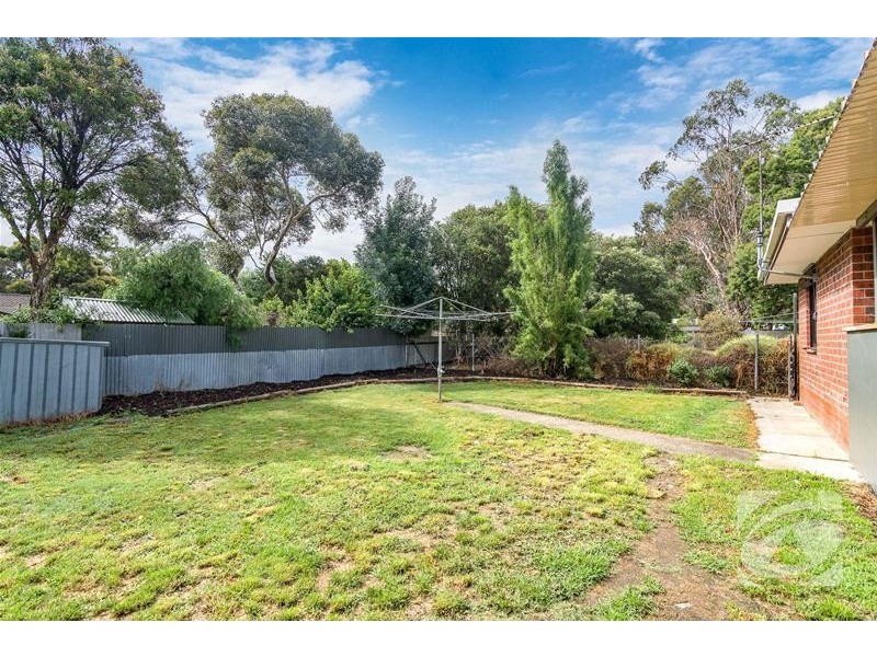 17 Deer Avenue, Mount Barker SA 5251