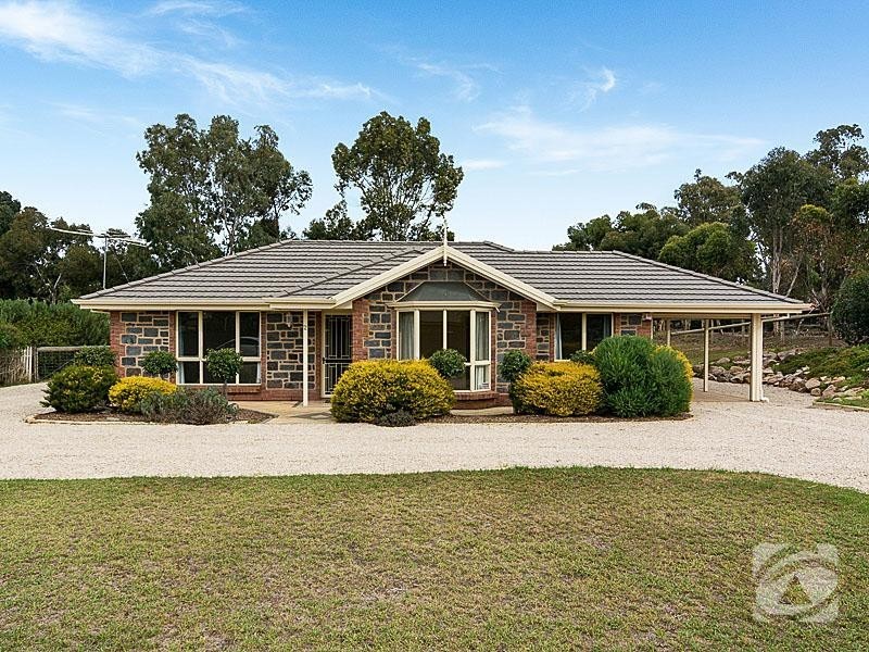 2 Loader Street, Kanmantoo SA 5252