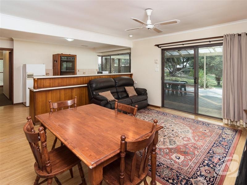 61 Henry Road, Blakiston SA 5250