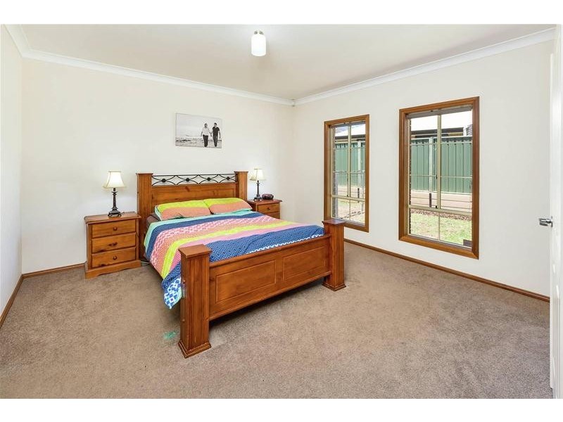 10 Creekside Grove, Mount Barker SA 5251