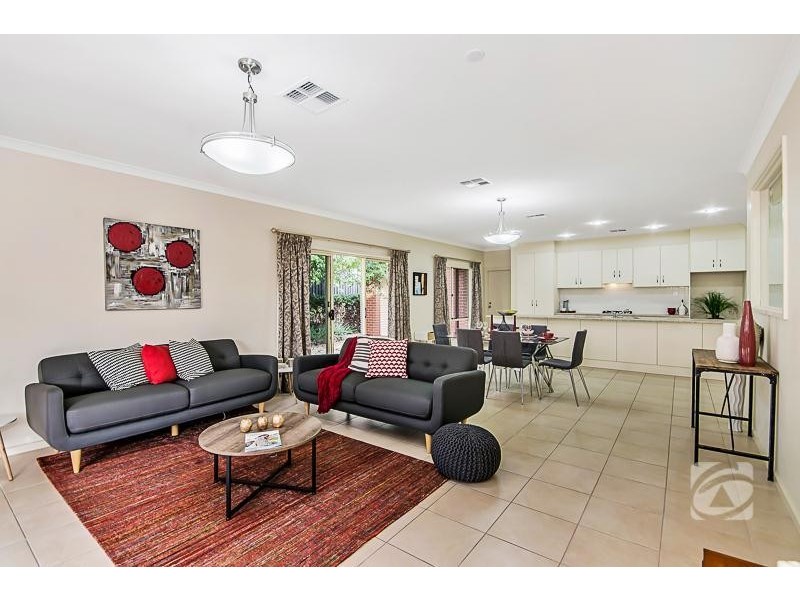 16 Greenfield Street, Mount Barker SA 5251