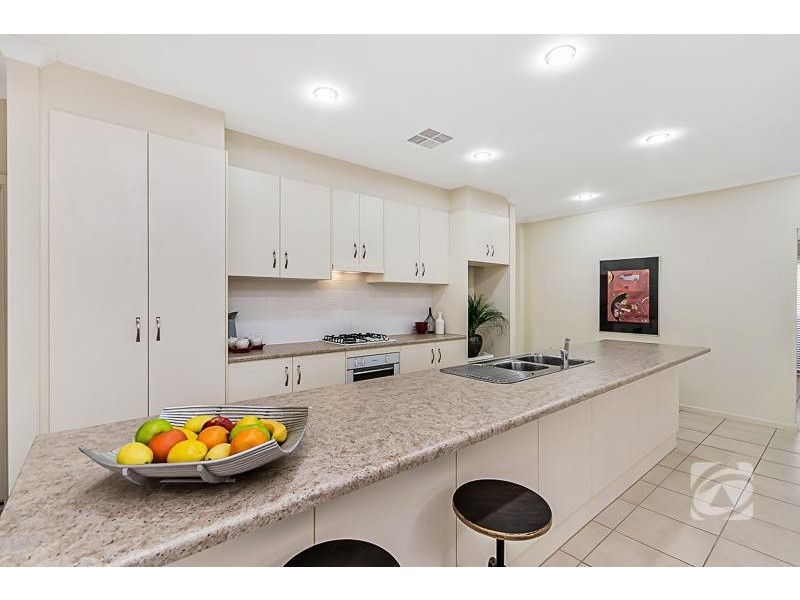 16 Greenfield Street, Mount Barker SA 5251