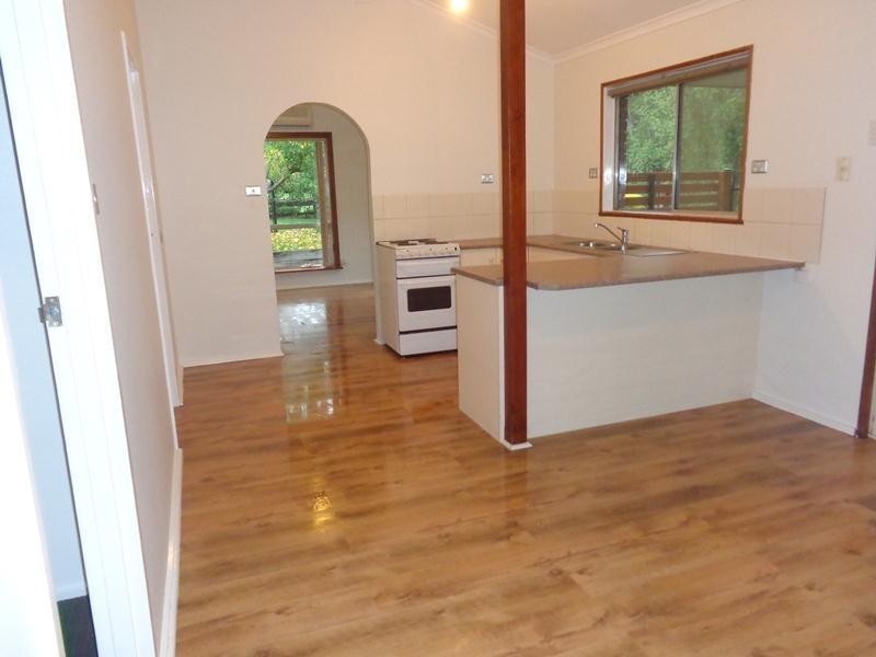 6 Uplands Street, Mount Barker SA 5251