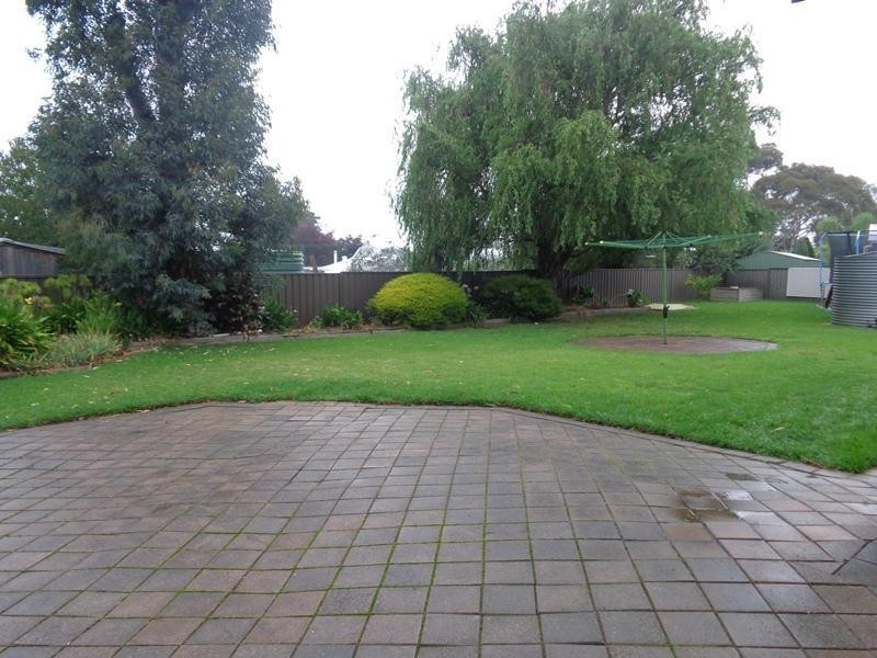 6 Uplands Street, Mount Barker SA 5251