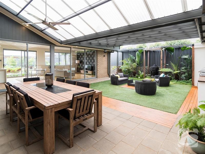 24 Greenfield Street, Mount Barker SA 5251