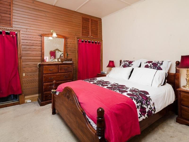 16 Adelaide Road, Mount Barker SA 5251