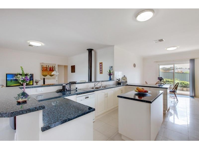 7 Yaktanga Way, Mount Barker SA 5251