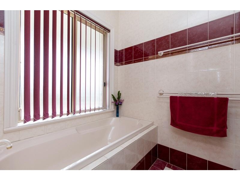 7 Yaktanga Way, Mount Barker SA 5251