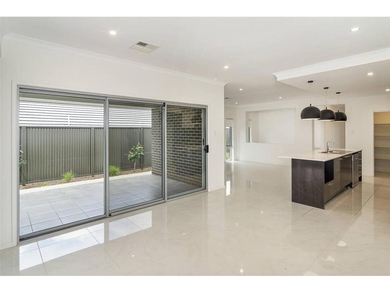 25 Karra Circle, Mount Barker SA 5251