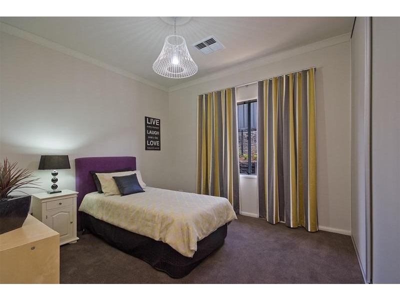 112 Bluestone  Drive, Mount Barker SA 5251