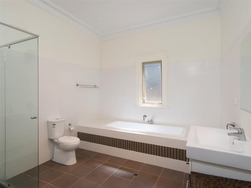 38 Alexandrina Road, Mount Barker SA 5251