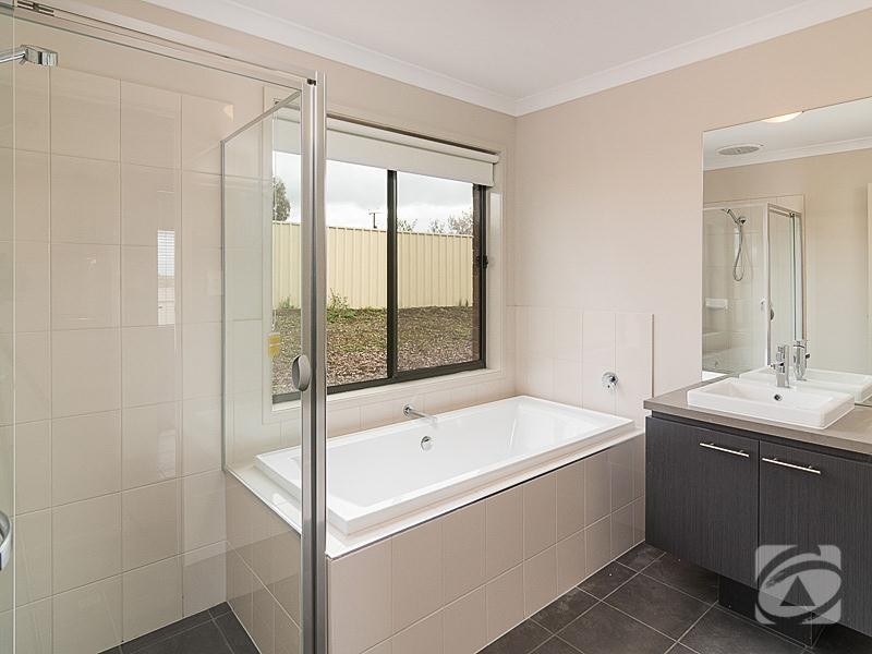 7 Lesetta Court, Strathalbyn SA 5255