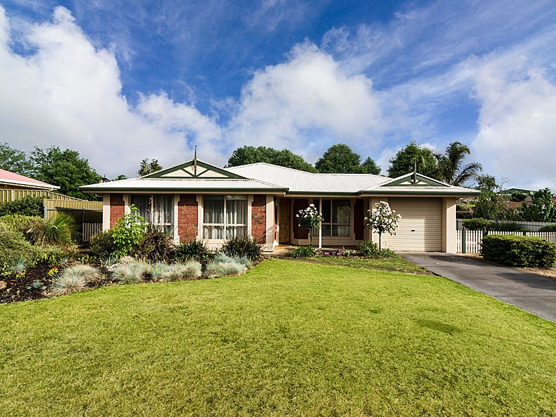 10 Gardenia Drive, Woodside SA 5244