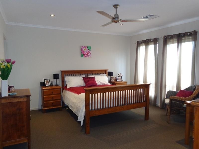 30 Laver Street, Mount Barker SA 5251