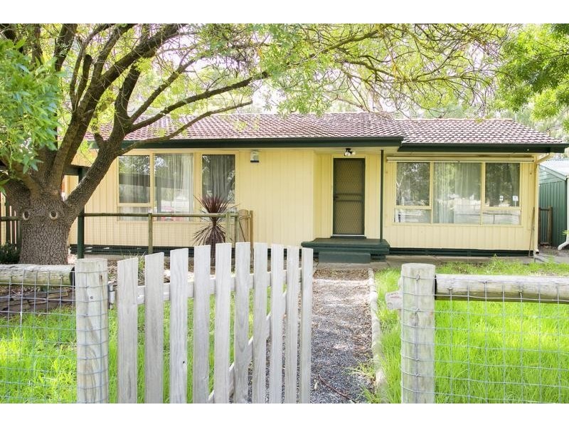 8 Whittaker Terrace, Mount Barker SA 5251