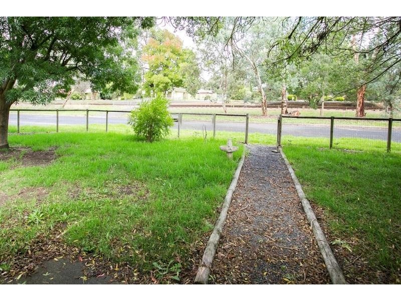 8 Whittaker Terrace, Mount Barker SA 5251