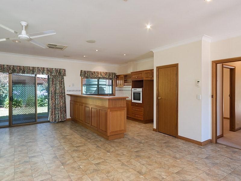 13 Byard Place, Hahndorf SA 5245