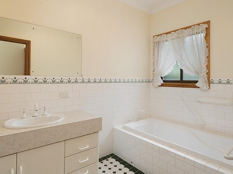 13 Byard Place, Hahndorf SA 5245