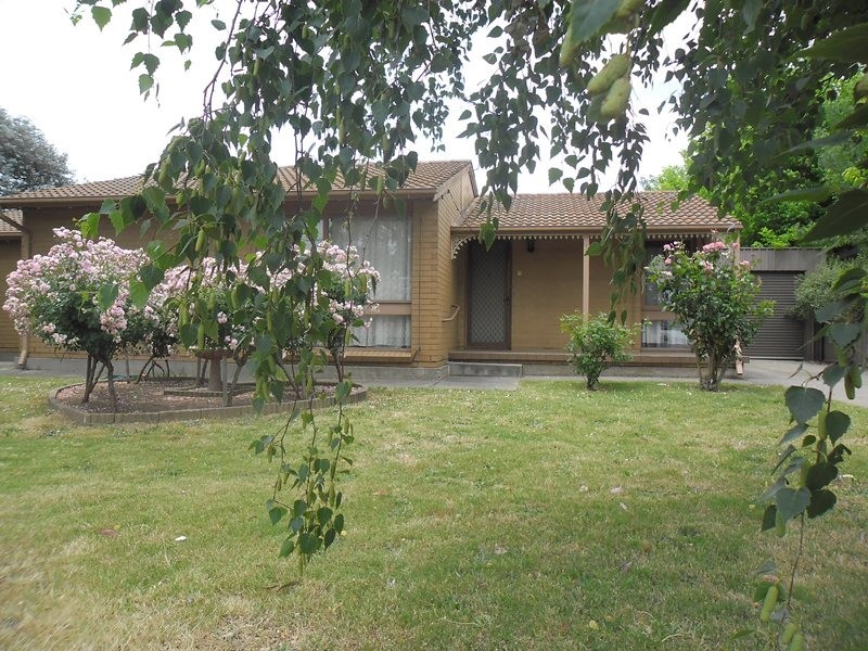 63 Victoria Road, Mount Barker SA 5251