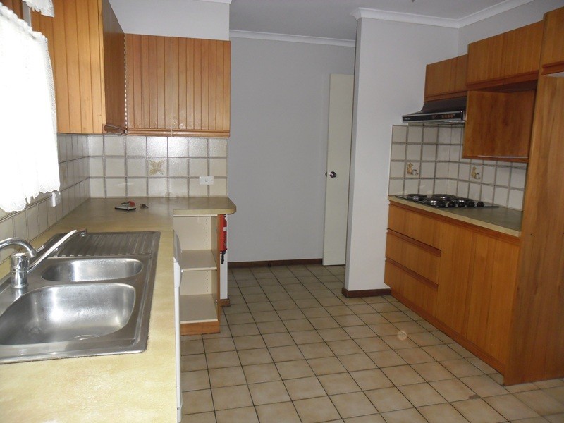 63 Victoria Road, Mount Barker SA 5251