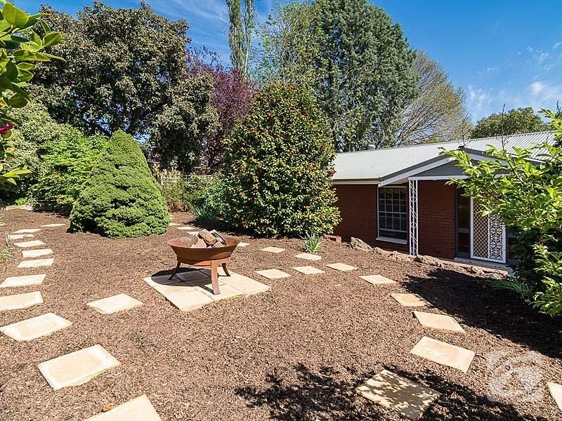 8 Johns Lane, Hahndorf SA 5245